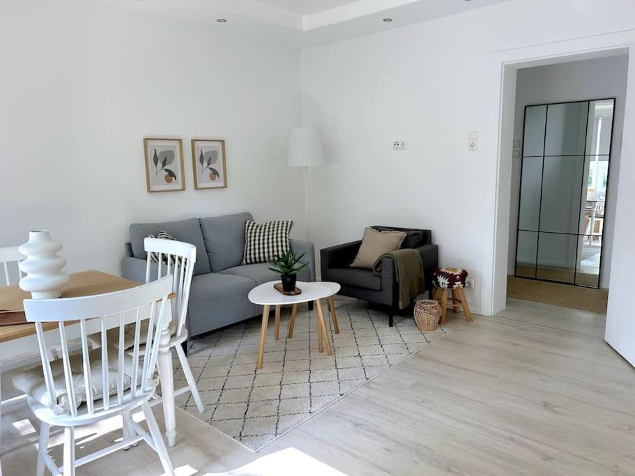 Country Style Apartment With Balcony Near Fair ฮันโนเวอร์ ภายนอก รูปภาพ